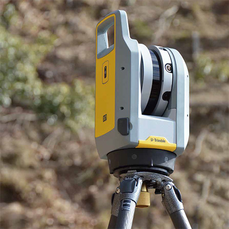 Trimble X7